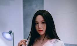 熟韵之魅，臀肥腰细的性感人妻米梦
